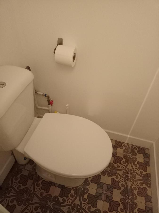 La Plus Petite Maison De Pecheur De Трувил сюр Мер Екстериор снимка